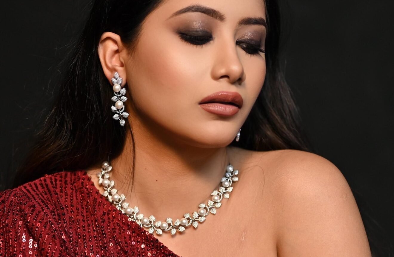 American vs. Natural Diamonds: Which is Right for You?