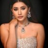 https://shivanshri.in/product/exquisite-moissanite-polki-necklace-set-with-earrings/