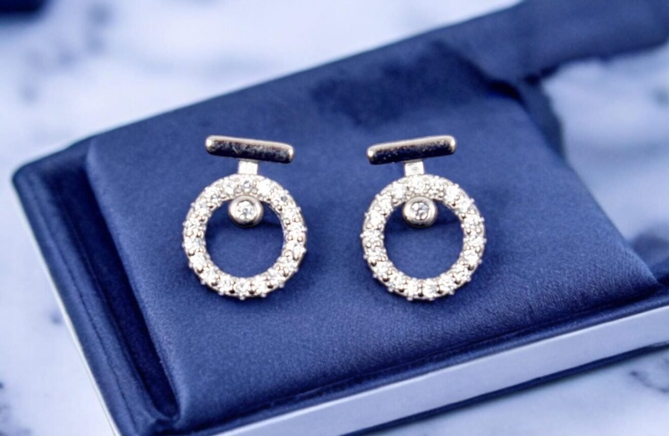 American Diamonds: The Sparkling Revolution