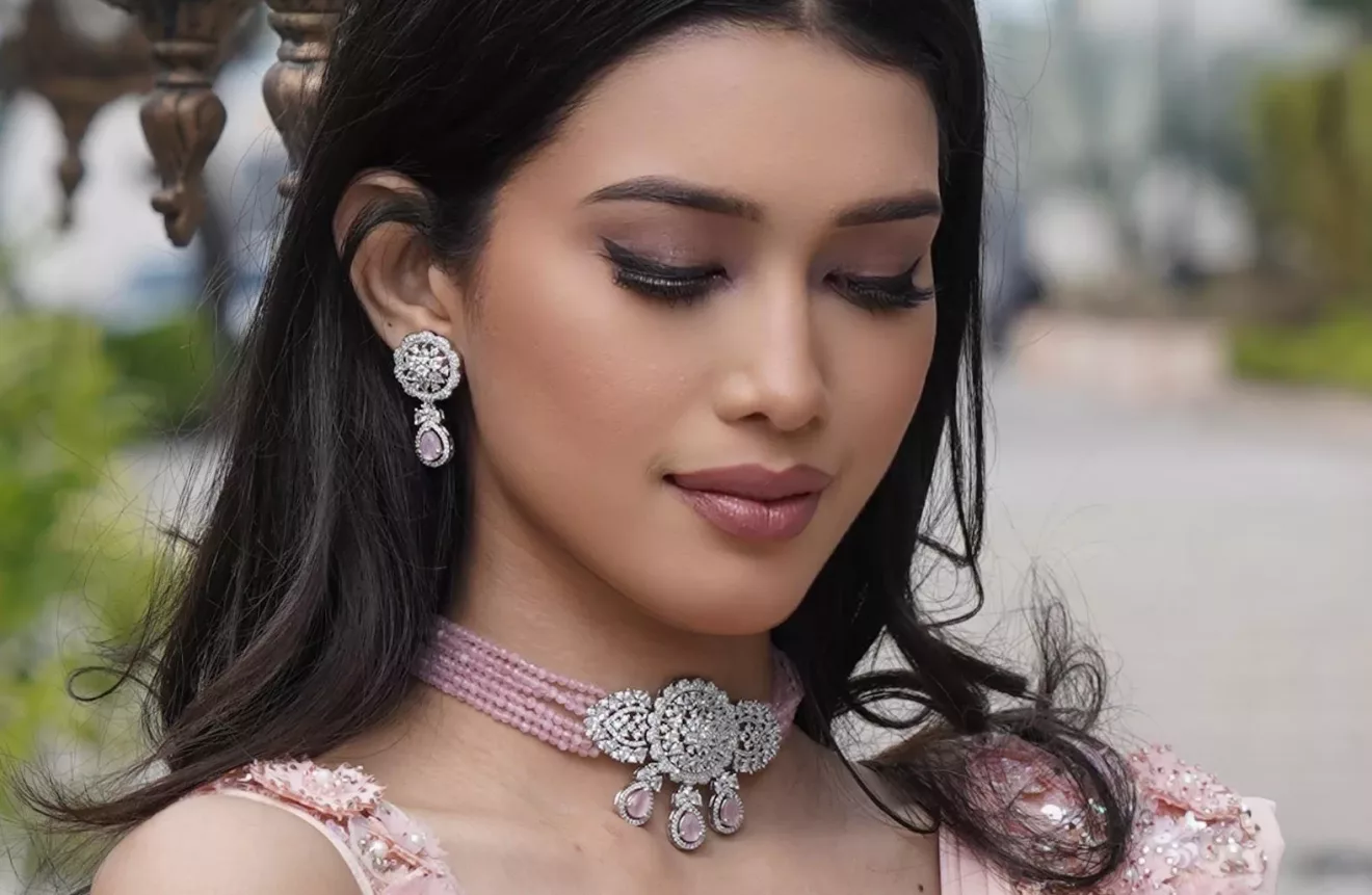 Choker Sets: Timeless Charm, Elevated Style