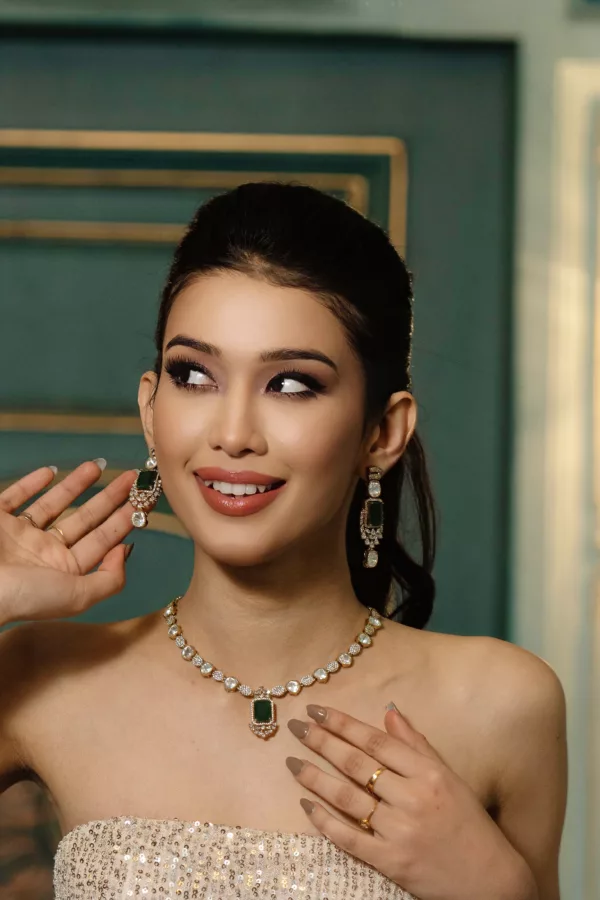 Custom American Diamond Designs: Crafting Brilliance