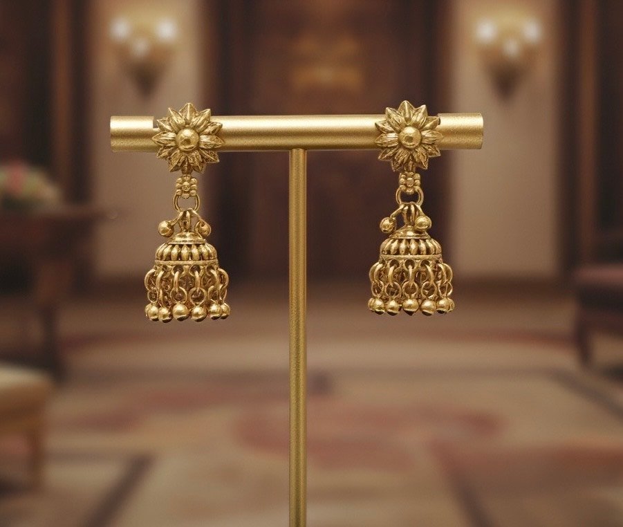 Royal Temple Pearl Choker