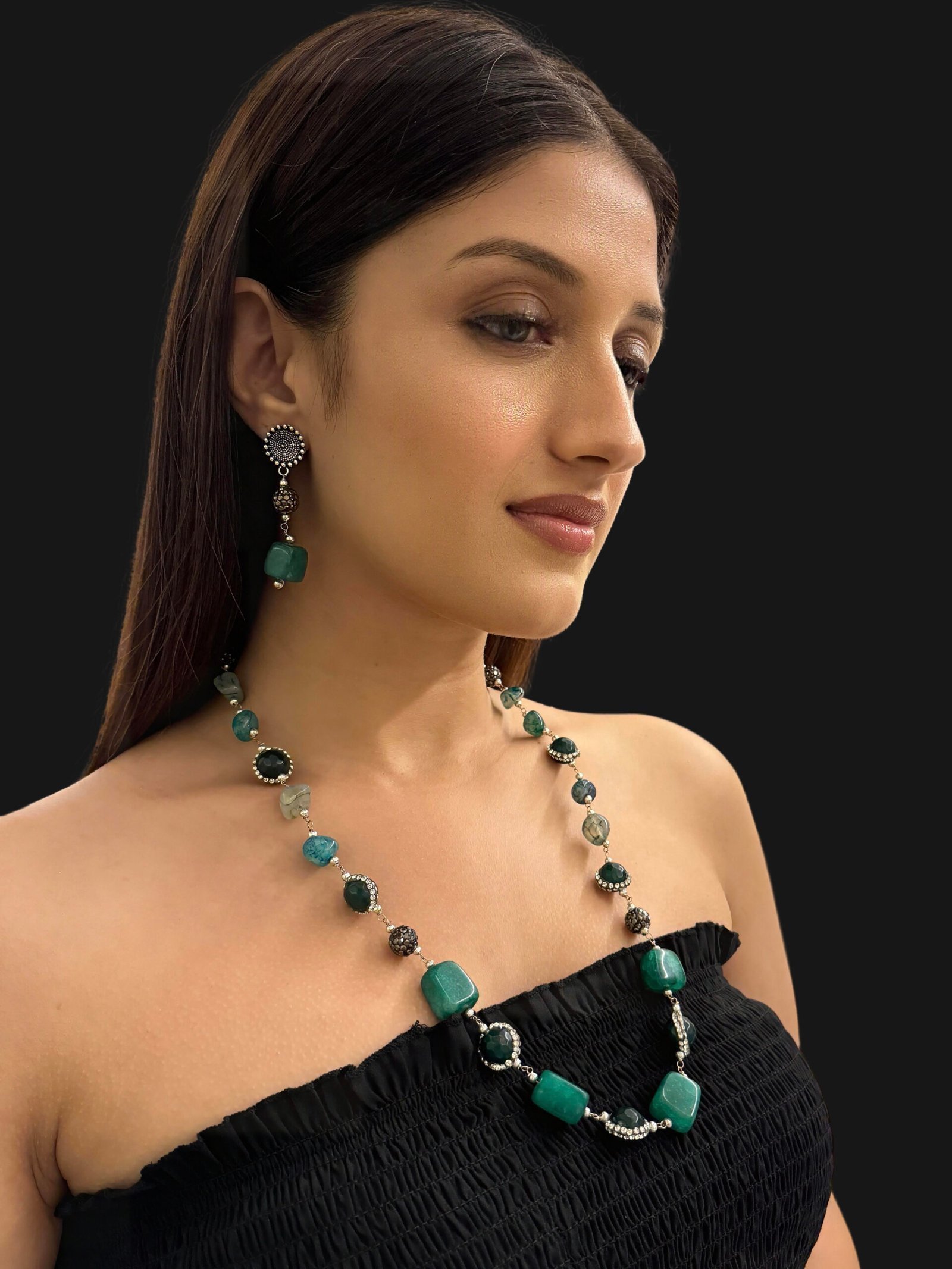 green-gemstone-necklace-set-scaled-1-1.jpg