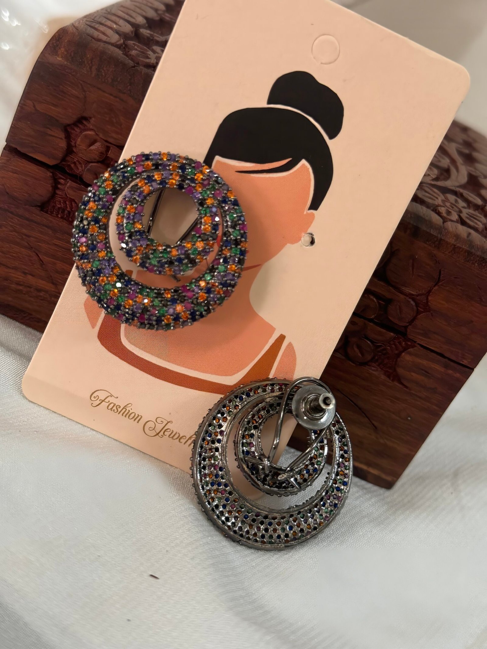 Dazzling Multicolored Spiral Hoop Earrings – A Fusion of Elegance & Vibrance